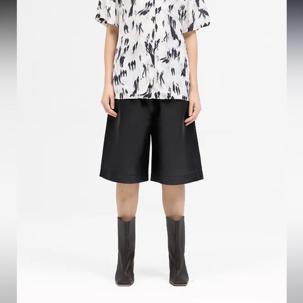 Represent Fuel Shorts - Black